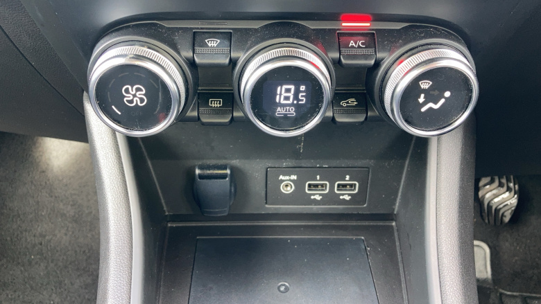 Renault Captur 1.0 TCE 90 Techno 5dr Petrol Hatchback